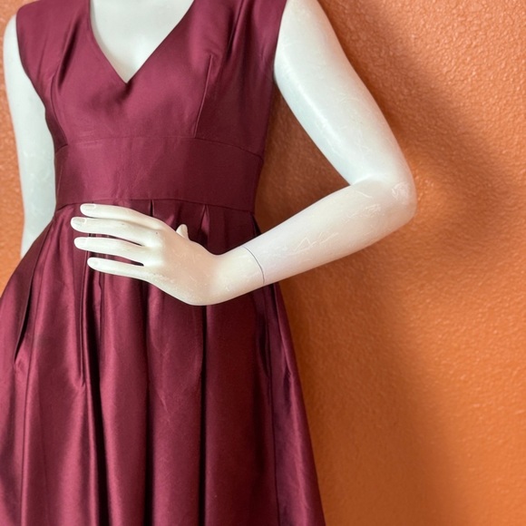 DAO CHLOE DAO Elegant Burgundy Sleeveless Dress With Side Pockets S 4. E74 - Picture 5 of 14